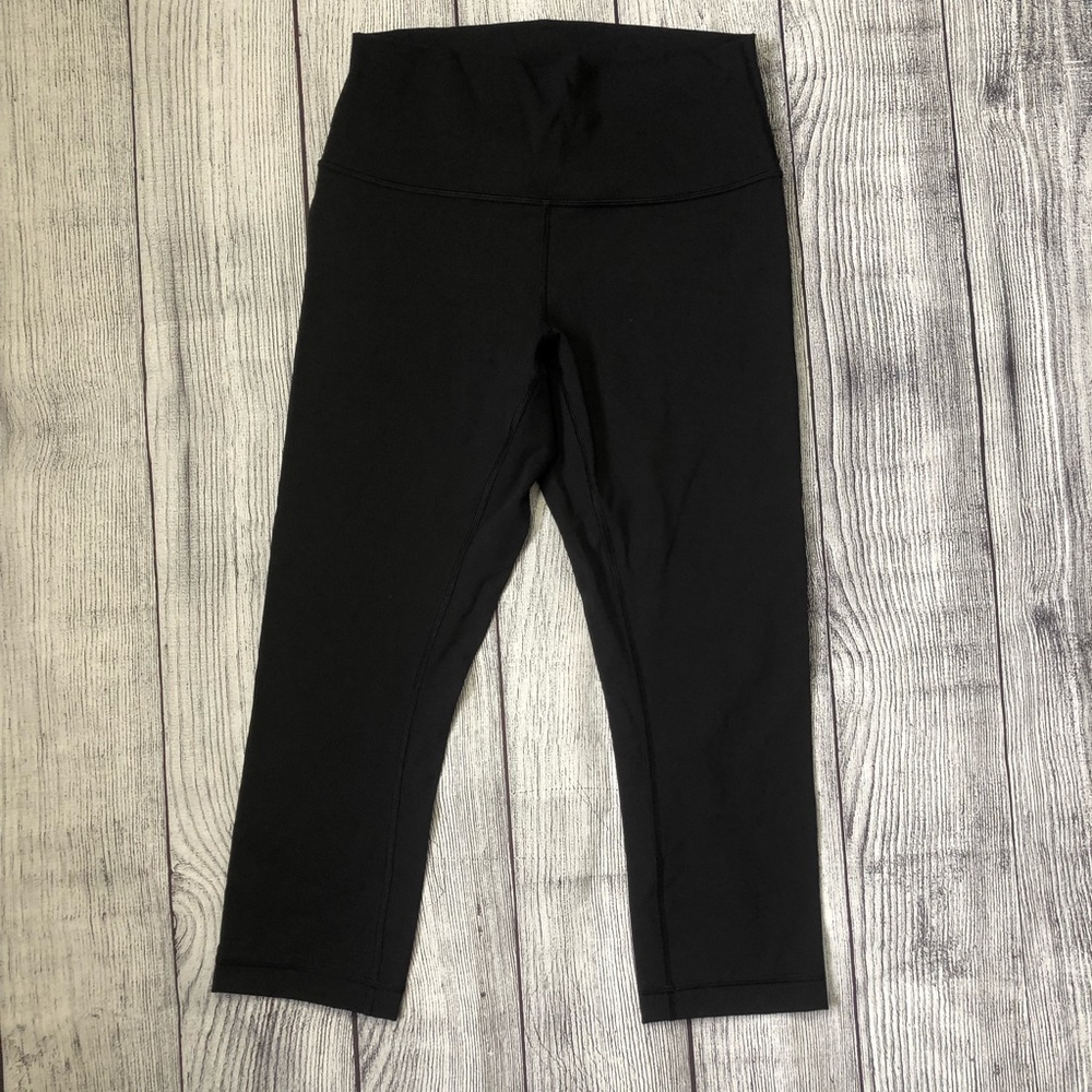 Lululemon Wunder Under *Full Luxtreme Crop - Picture 2 of 7
